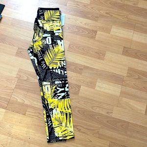 Donna Karan high waist 7/8 length leggings for yoga and studio super supportive